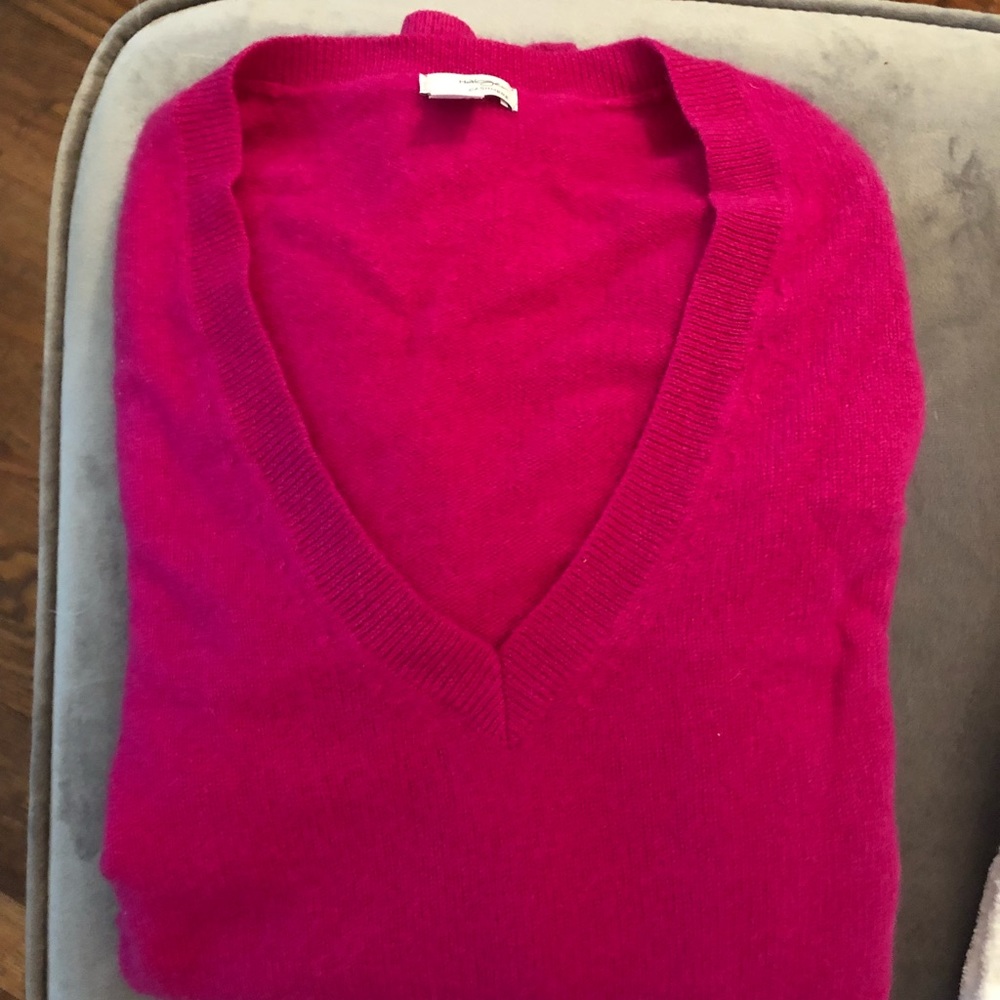 Halogen Cashmere V neck halogen sweater